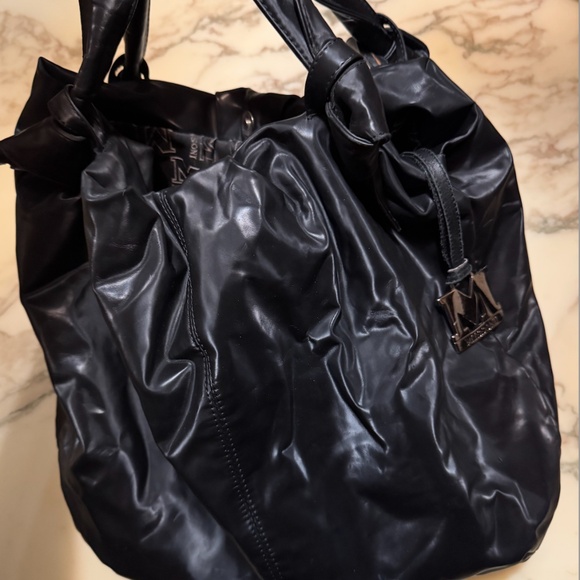 Missoni Black Carry Bag - Picture 1 of 4